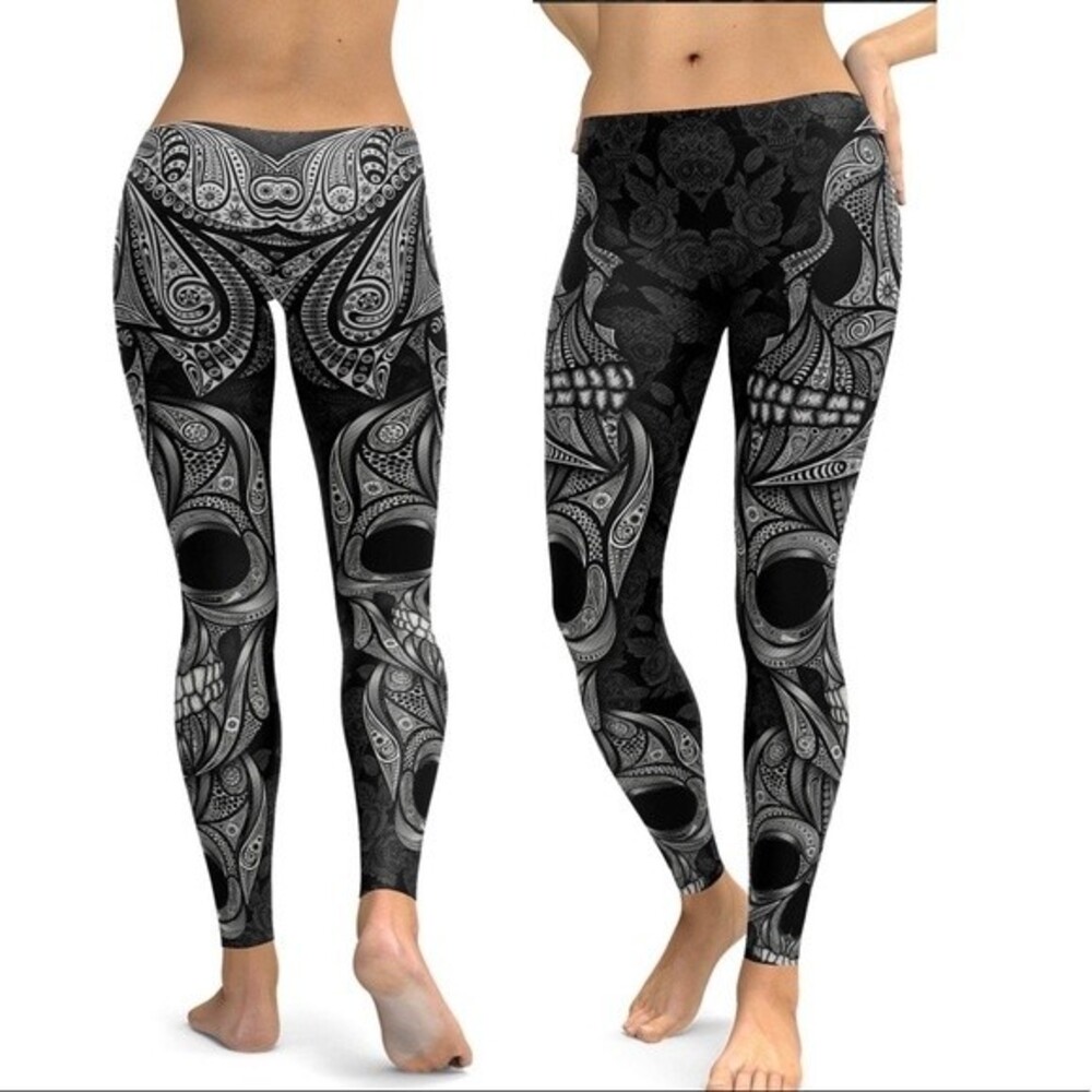 Gearbunch Ornamental Skull Leggings Leggings XS NWOT